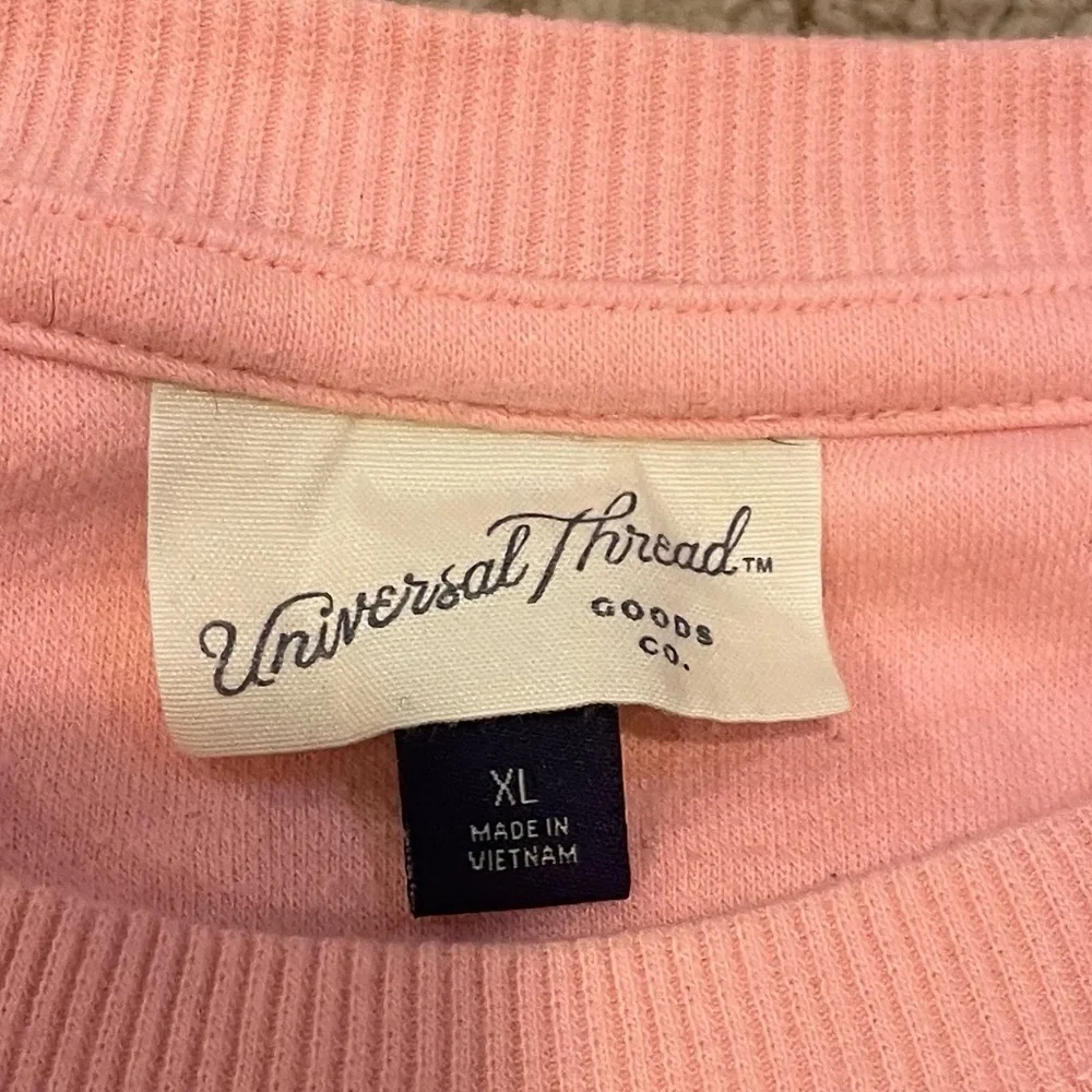 Universal Thread Coral Sweatshirt Girl’s Size XL